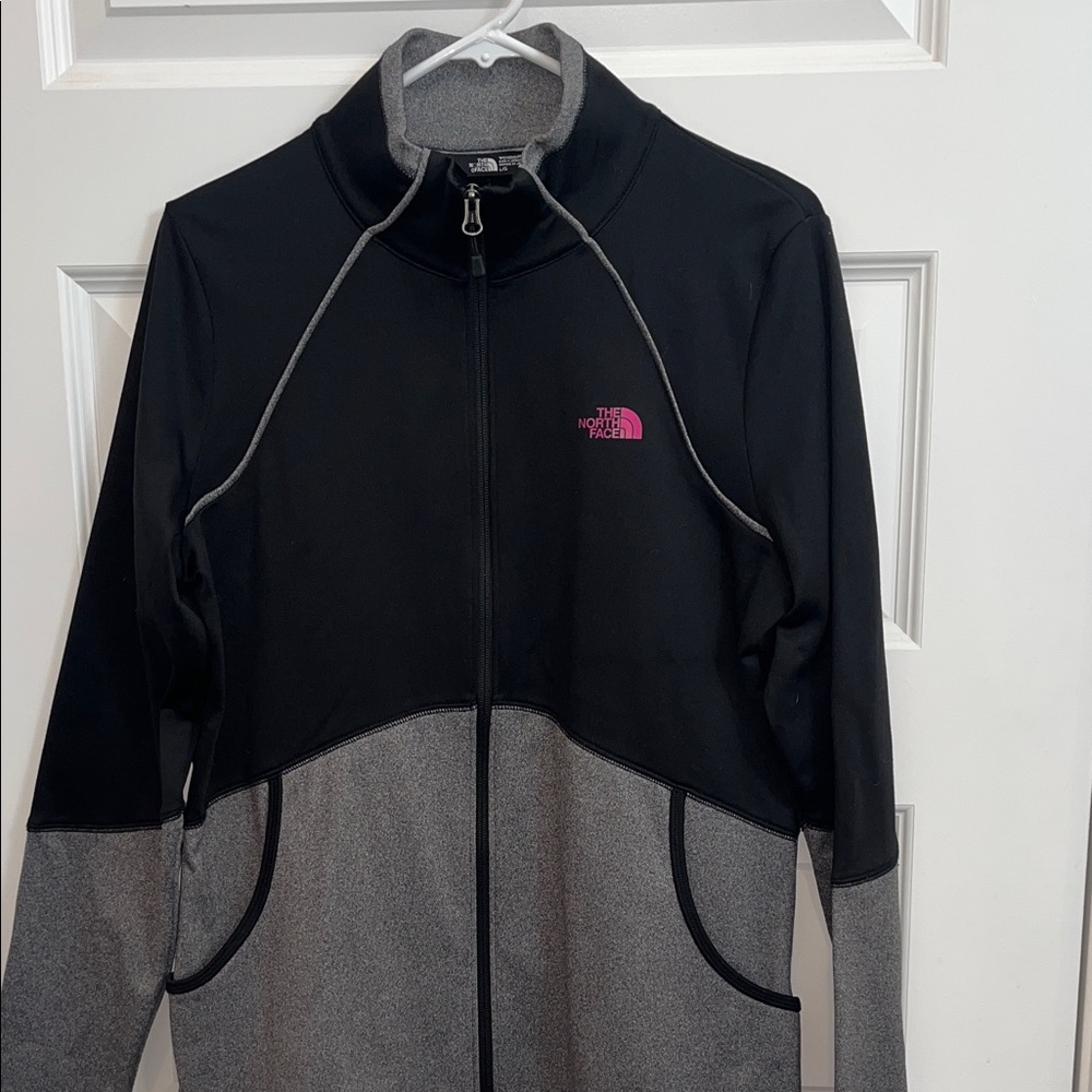 The North Face Women's Black and Gray Zippered Jacket
